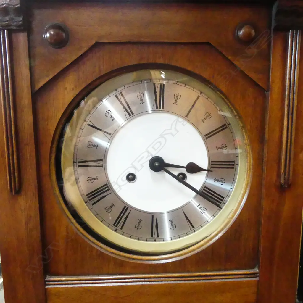 1920S REGULATOR WALL CLOCK, OAK ARTS & CRAFTS STYLE WITH BEVELLED GLASS, 720 x 395mm Image 1++