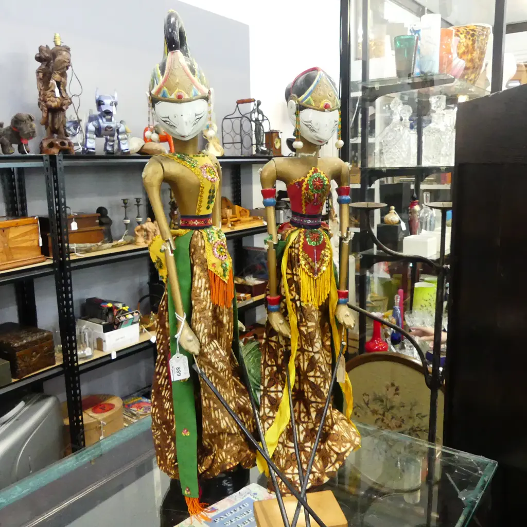 2 INDONESIAN PUPPETS H.660mm Image 1++
