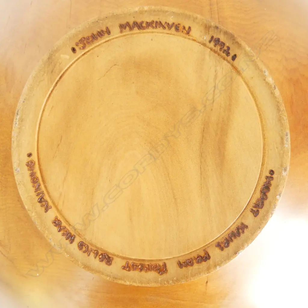 1992 JOHN MCKINVEN ART TURNED BOWL 'HEART KAURI from FOREST RELICS near KIAKOHE' Dia.360mm Image 1++