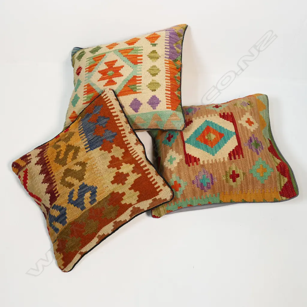 THREE SQUARE KILIM CUSHIONS Image 1++