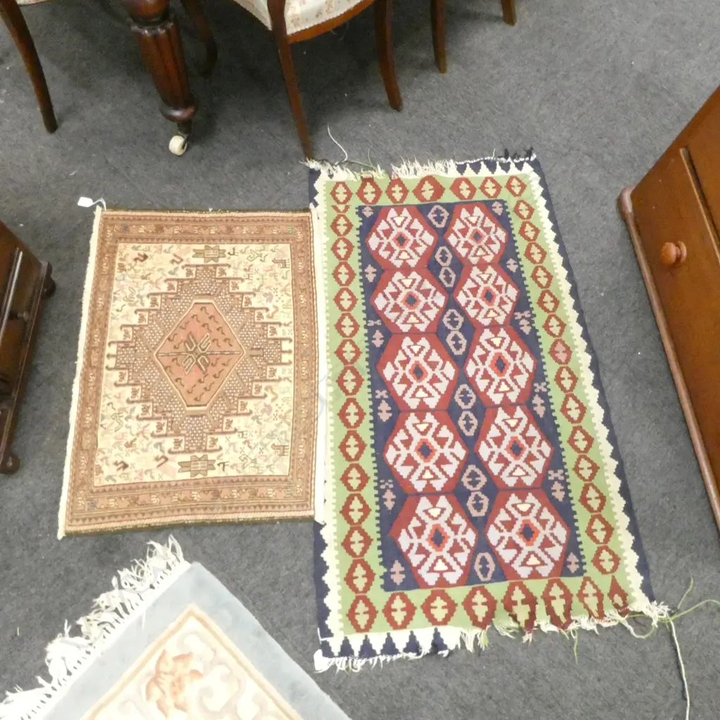 FLATWEAVE RUG 840x600mm + KELIM AF 1260x700mm Image 1++