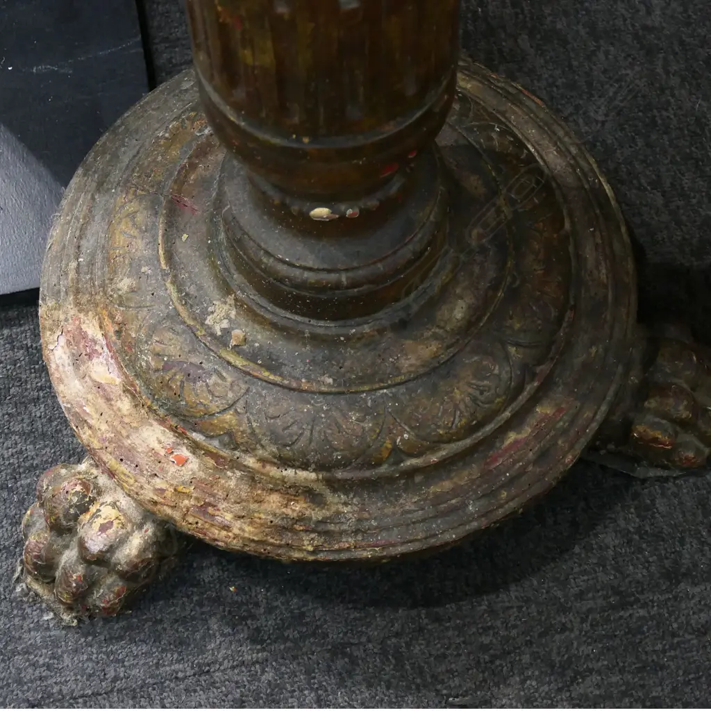 WOODEN STAND H.1310mm (some damage) Image 1++