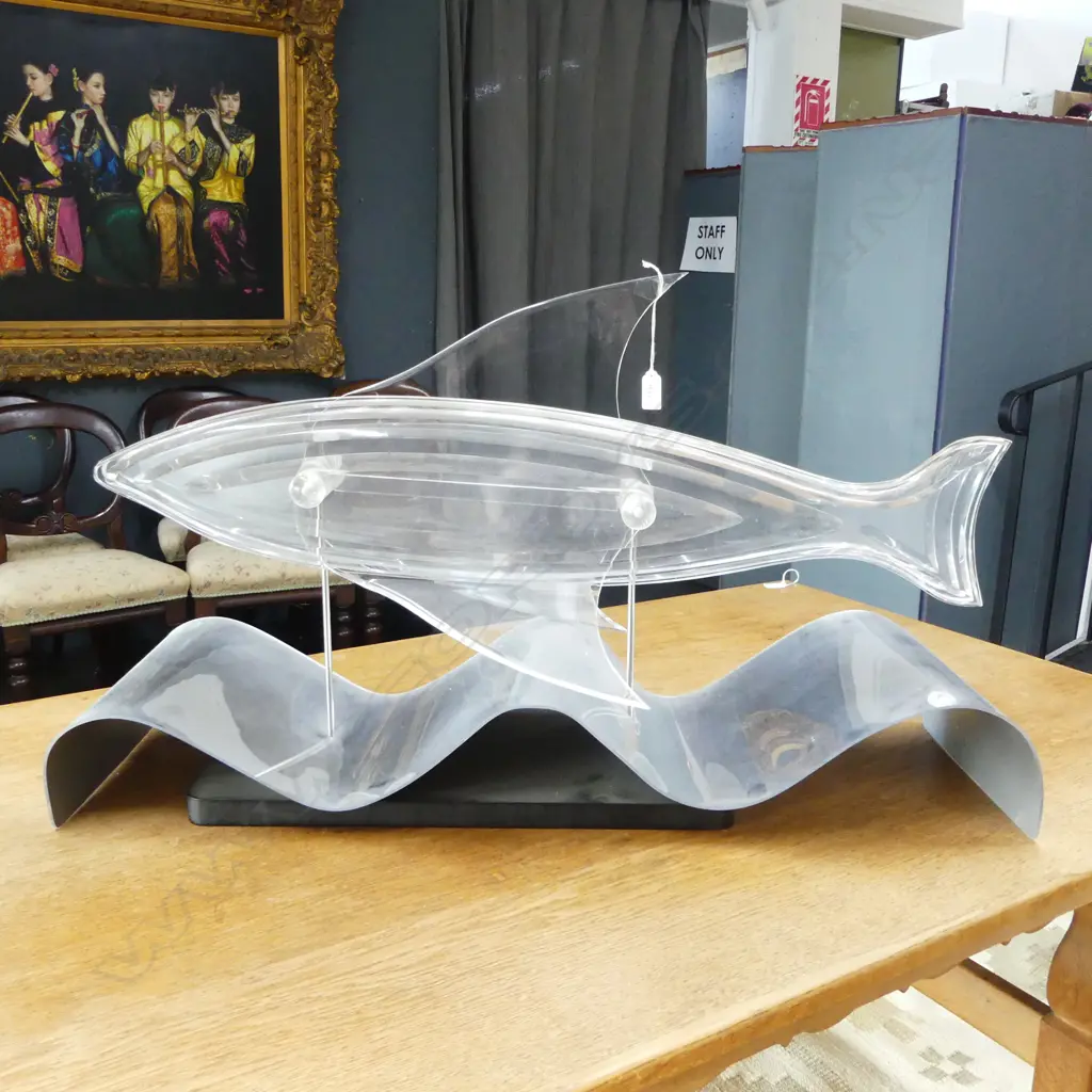 ACRYLIC FISH SCULPTURE BY JOHN BORROWS EX FISHER & PAYKEL 860x285x480mm... Image 1++
