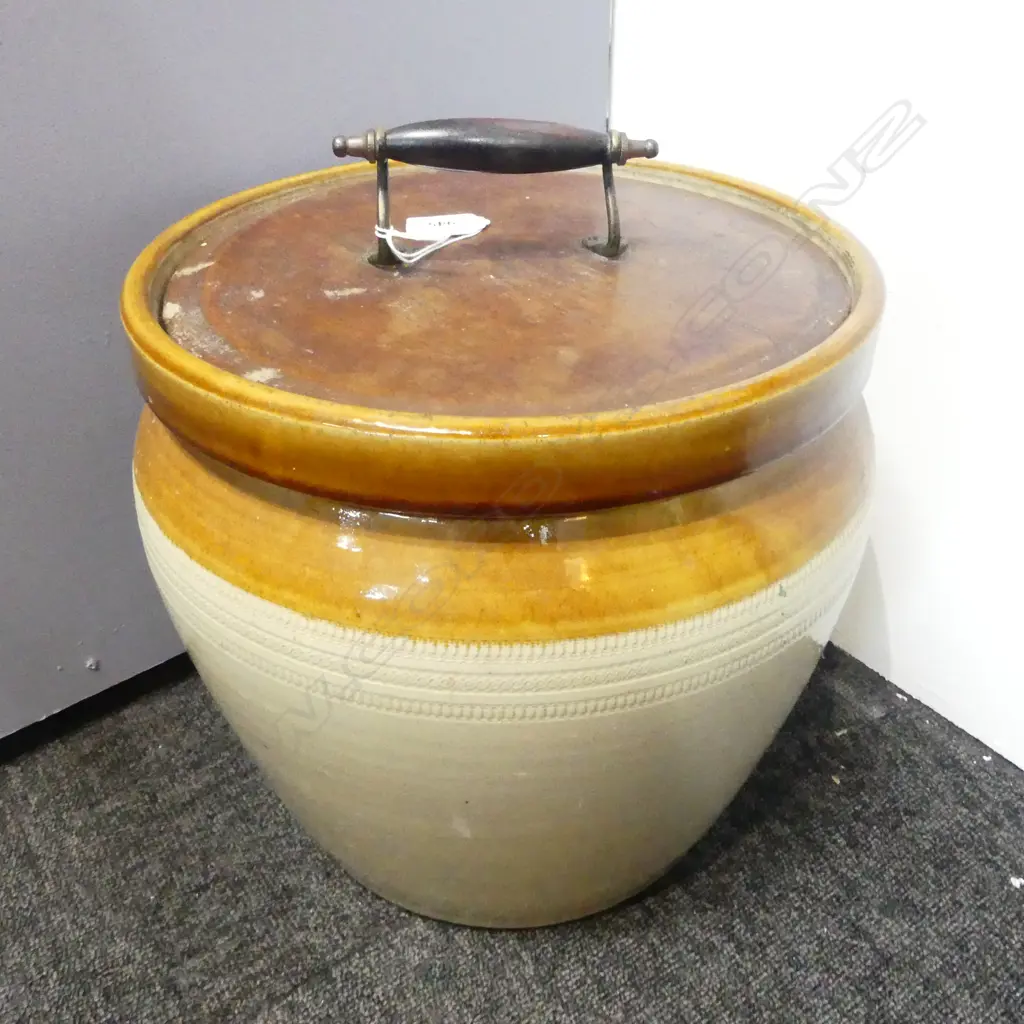 CERAMIC CROCK, TIMARU POTTERIES H.300mm, 330mm dia + WOODEN LID Image 1++