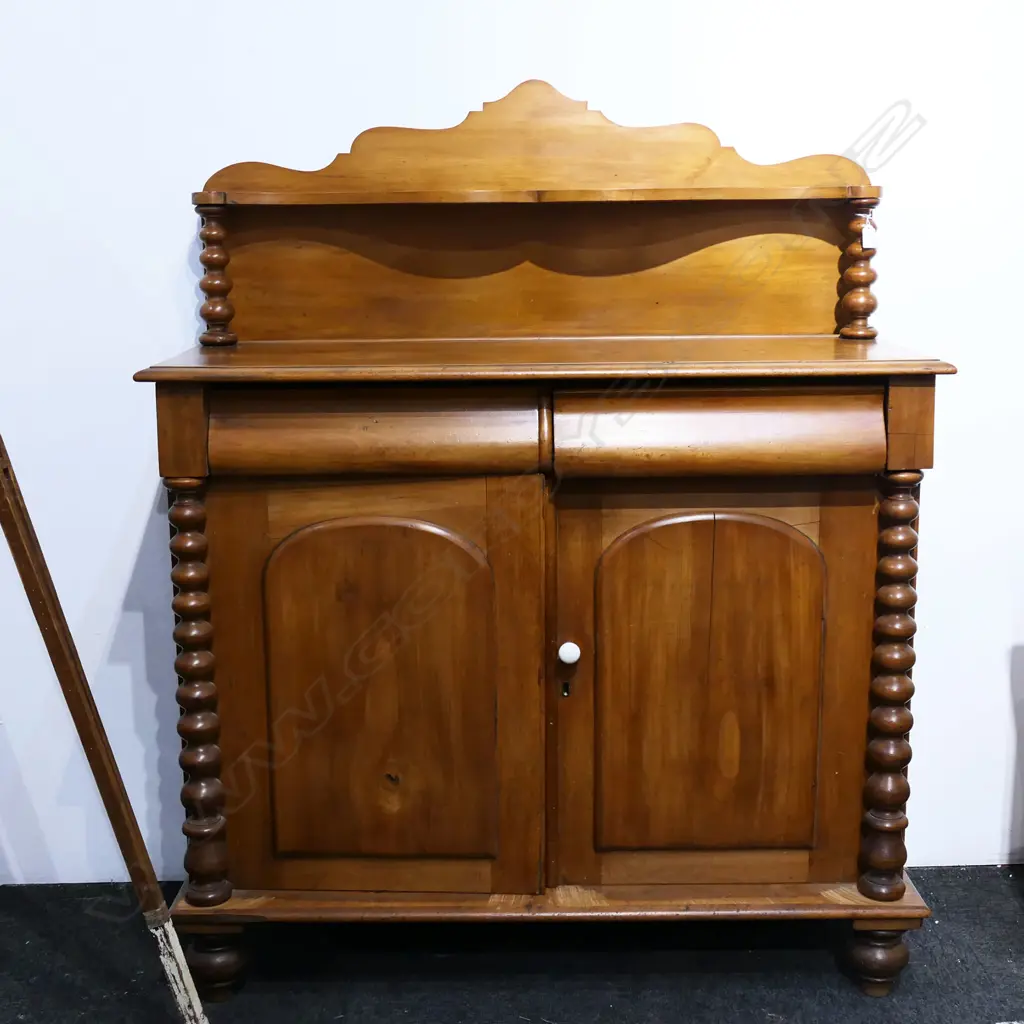 KAURI CHIFFIONIER 1150x450x1400mm Image 1++