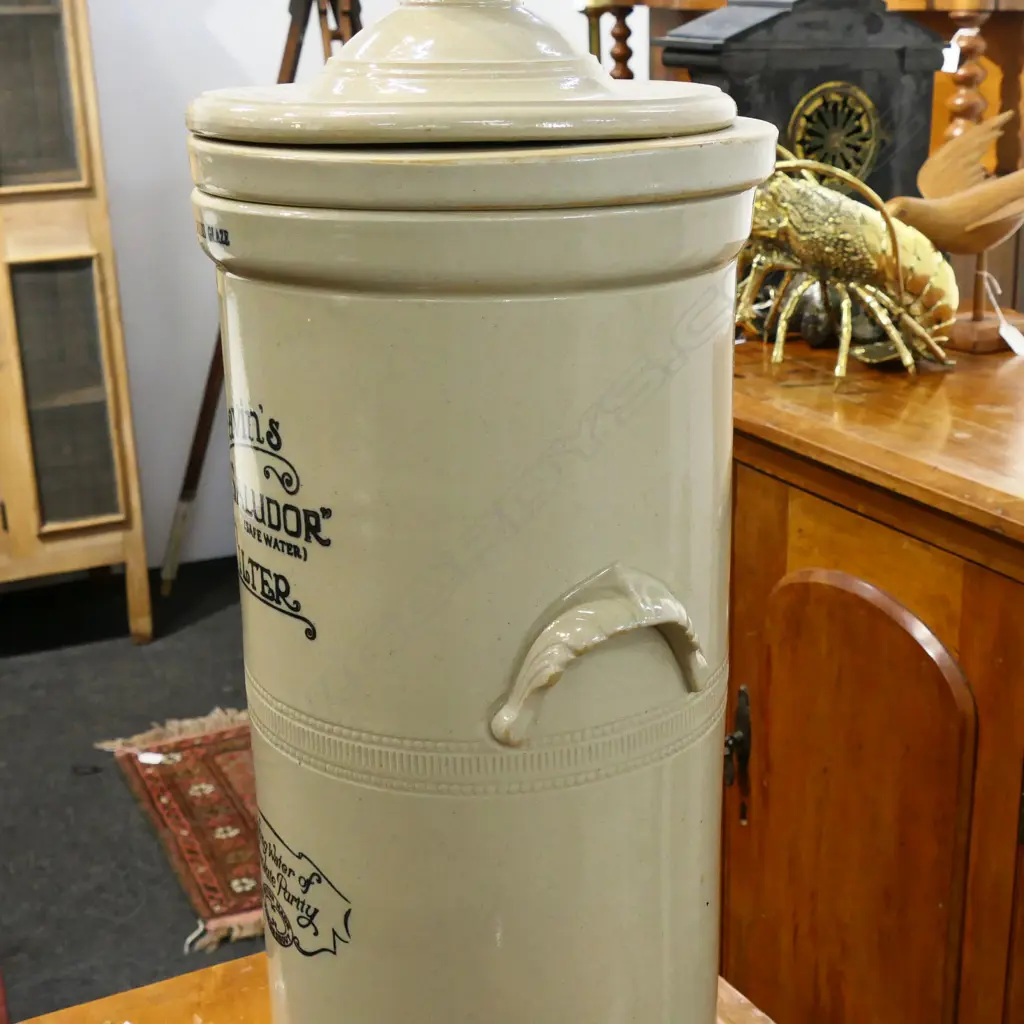 CHEAVINS 'SALUDOR' CERAMIC WATER FILTER H.560mm Image 1++