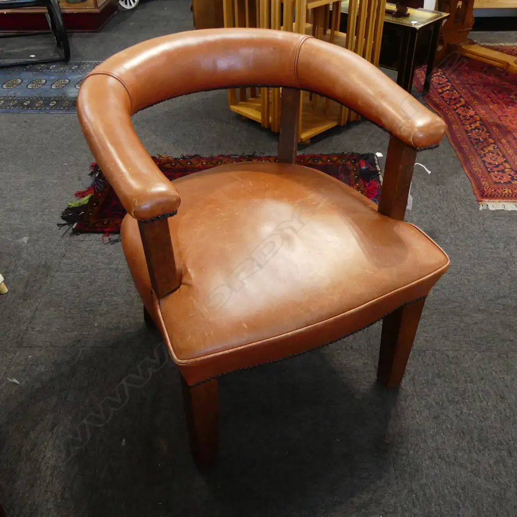 TAN LEATHER TUB CHAIR 620x630x760mm Image 1++