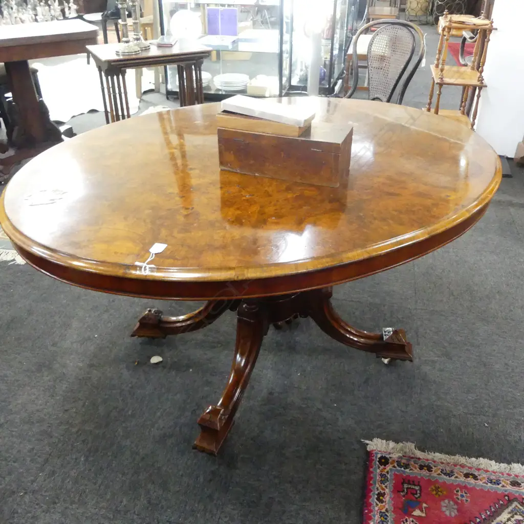 VICTORIAN BURR VANEER LOO TABLE W.1350mm Image 1++