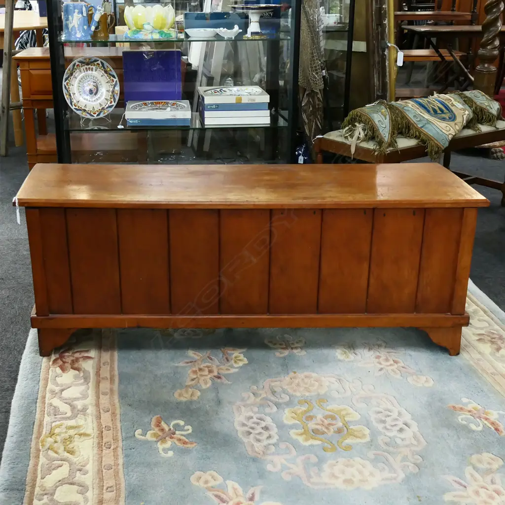 WOODEN BLANKET BOX 1250x370x460mm Image 1++