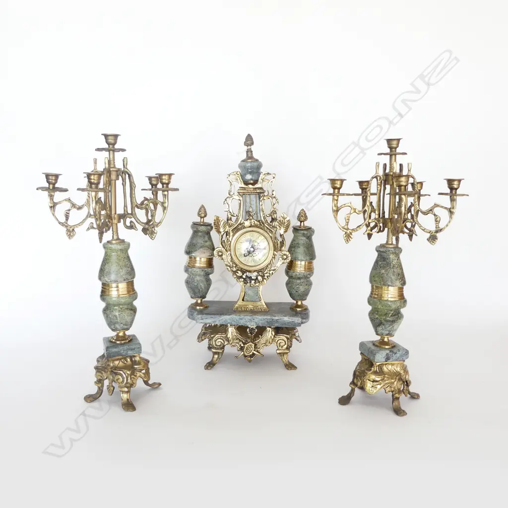3 PCE EL-NASSER GARNITURE SET H.445mm battery clock running Image 1++