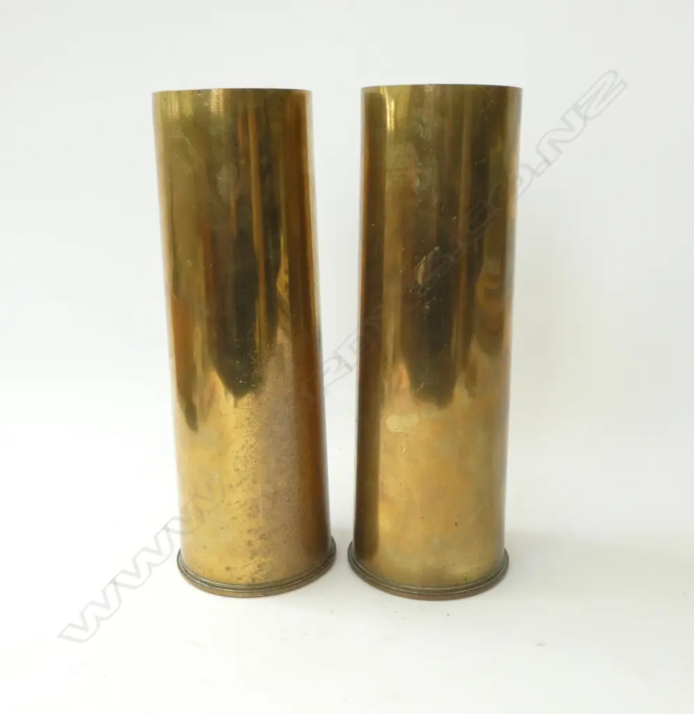 PAIR WWII BRASS SHELL CASES 1942 MILITARY ARROW 25P II MC CF, H.290MM D.104MM Image 1++