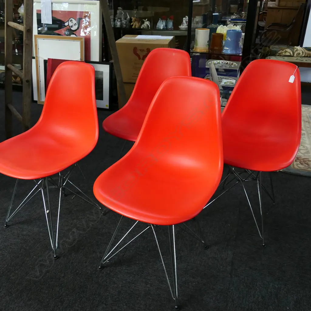 4 DSR EIFFEL SIDE CHAIRS BY CHARLES & RAY EAMES FOR VITRA Image 1++
