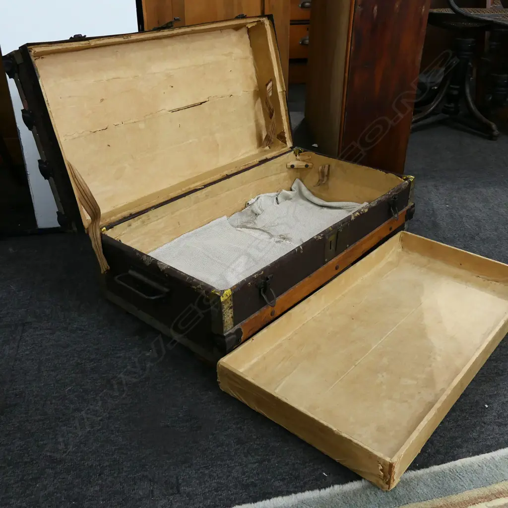 ANTIQUE TRUNK 700x360x260mm Image 1++