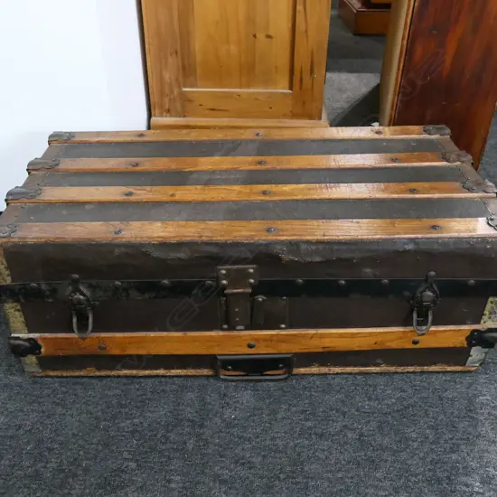 ANTIQUE TRUNK 700x360x260mm