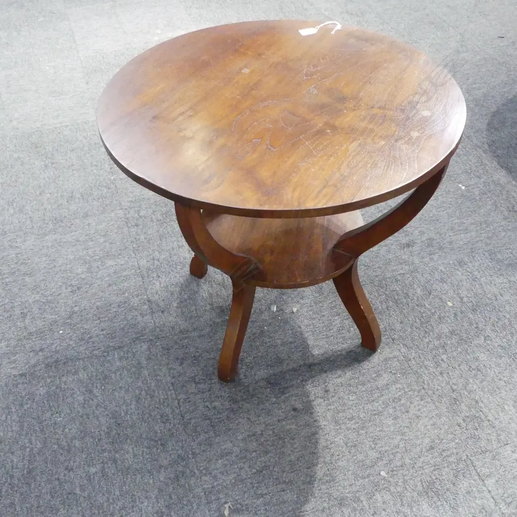 MAHOGANY SIDE TABLE H.565mm, 645mm dia Image 1++