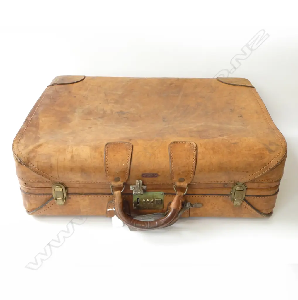 CROUGH & FITZGERALD FITTED LEATHER SUITCASE; Combination 863 Image 1++