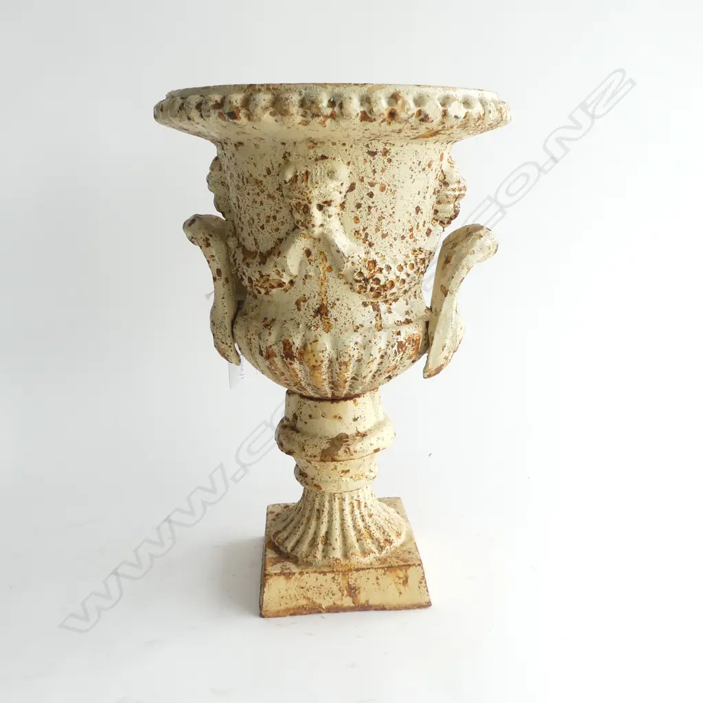 CAST IRON URN H.335mm Image 1++