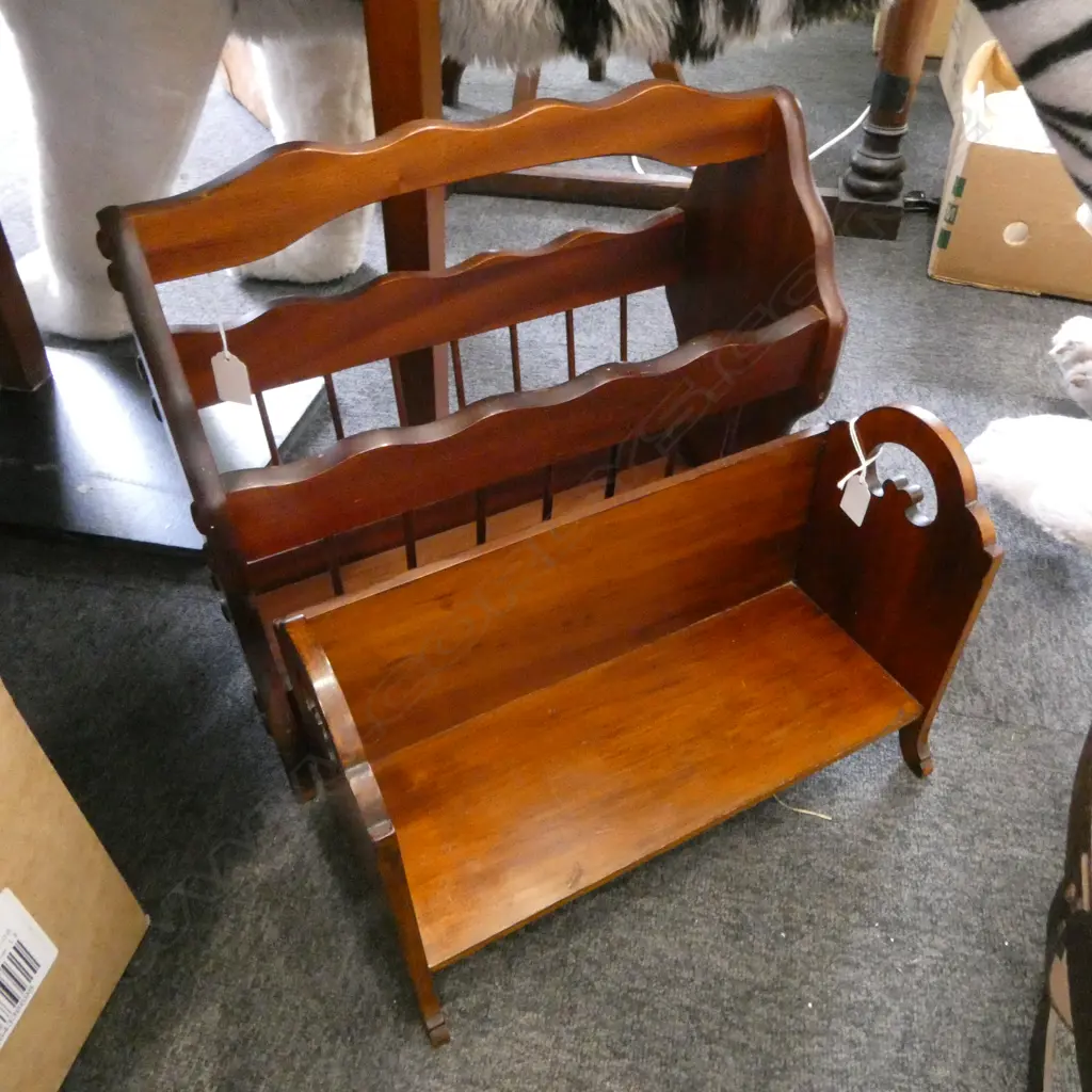 MAHOGANY MAGAZINE RACK W.450mm & SMALL SHELF  Image 1++