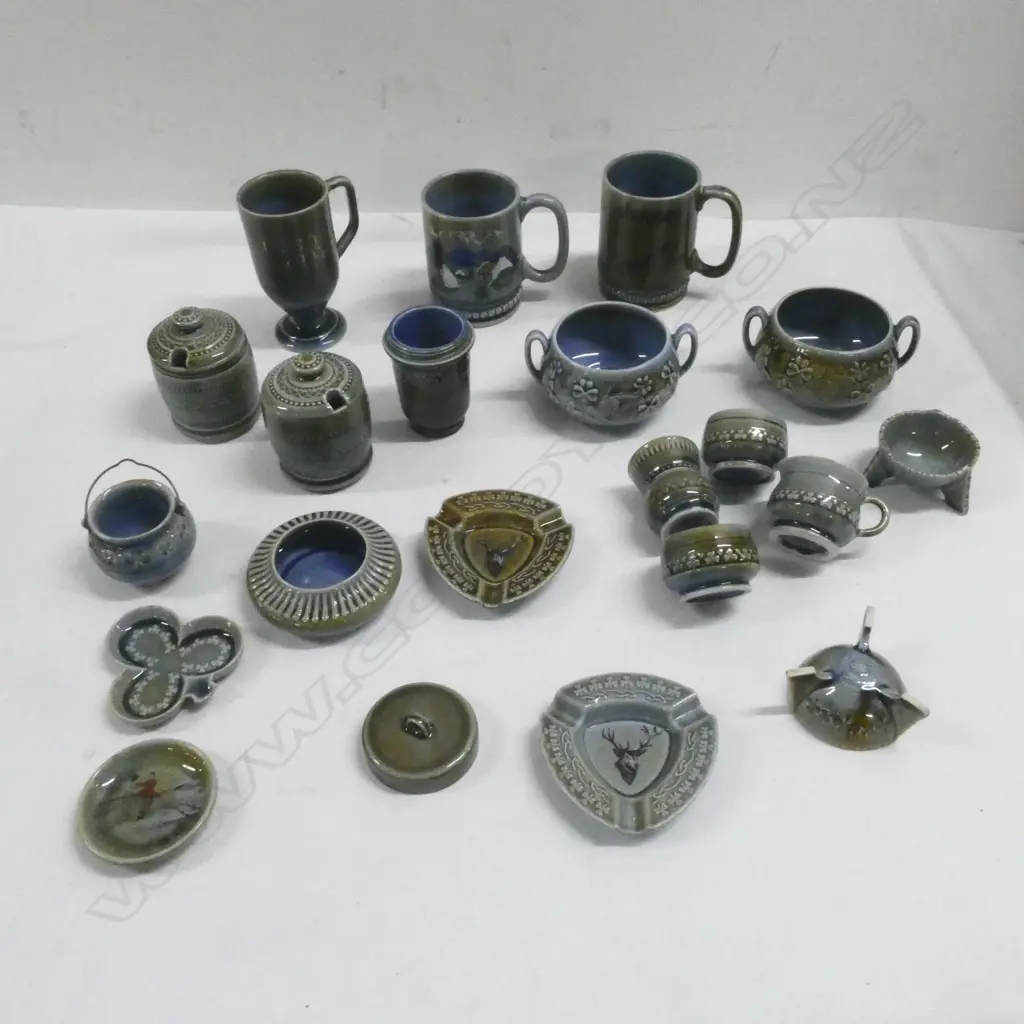 ASST. IRISH PORCELAIN Image 1++