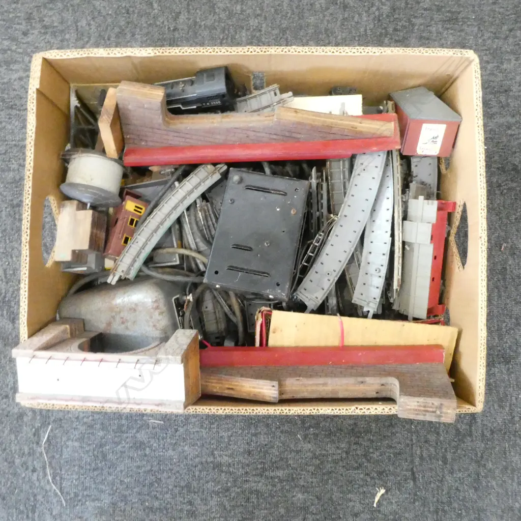 ASST. MINIATURE RAILWAY TRACKS etc Image 1++