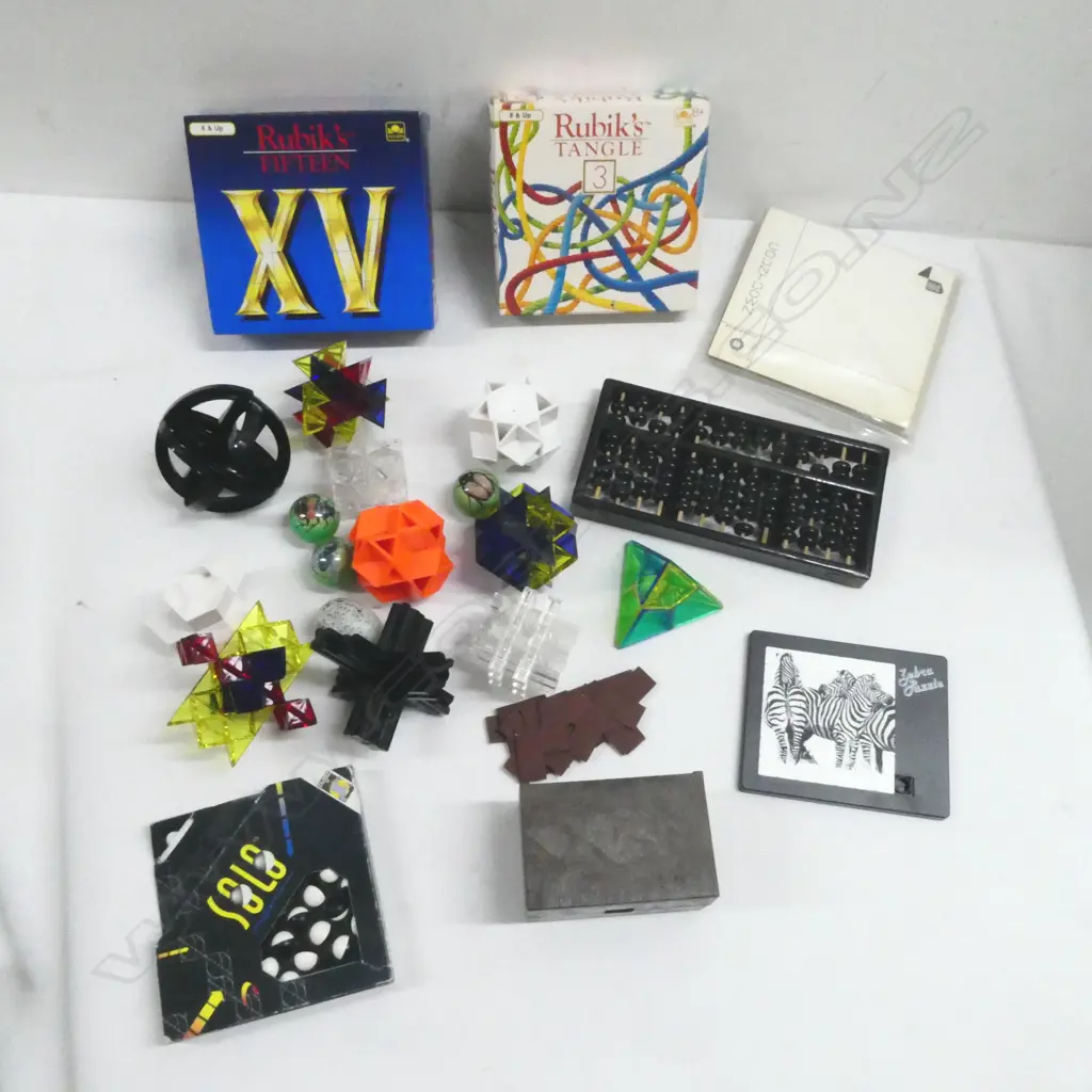 ASST. VINTAGE PUZZLES AND GAMES Image 1++