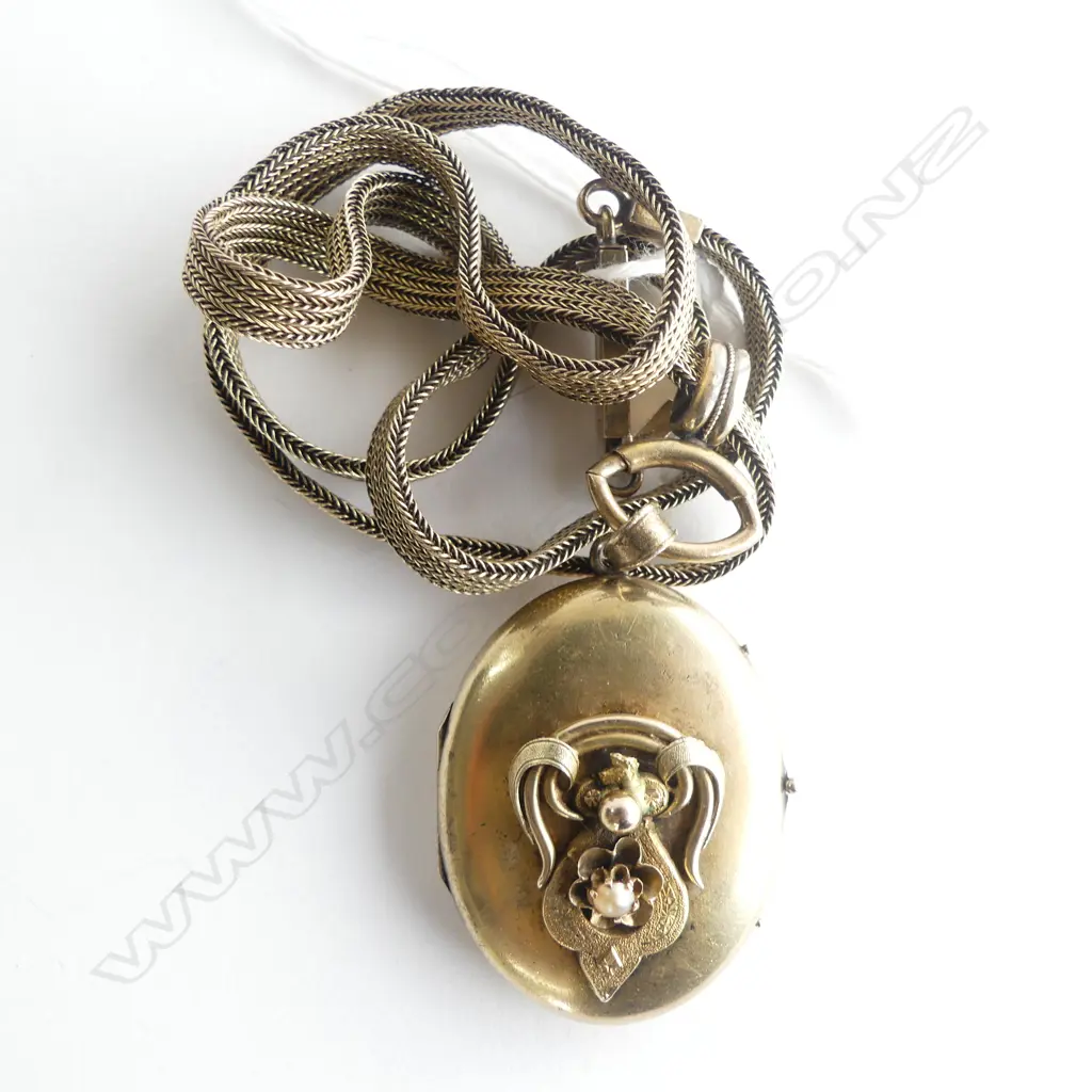 VICTORIAN SILVER GILT LOCKET w SEED PEARL DETAIL on MESH CHAIN Image 1++