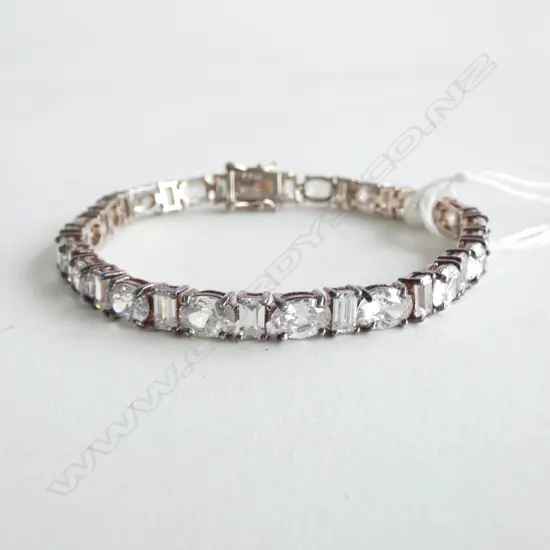  SILVER & CZ TENNIS BRACELET, L.195mm