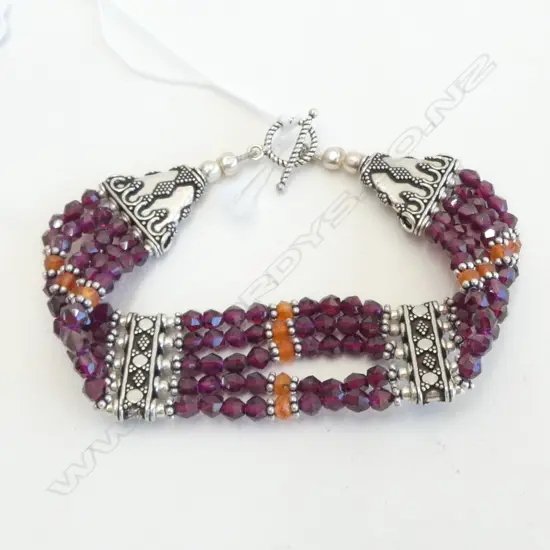 SILVER GARNET & CARNELIAN BEAD BRACELET