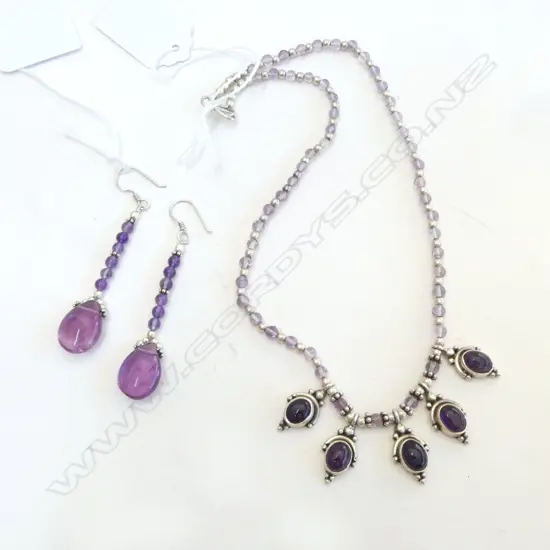 SILVER & AMETHYST NECKLACE & PR AMETHYST DROP EARRINGS