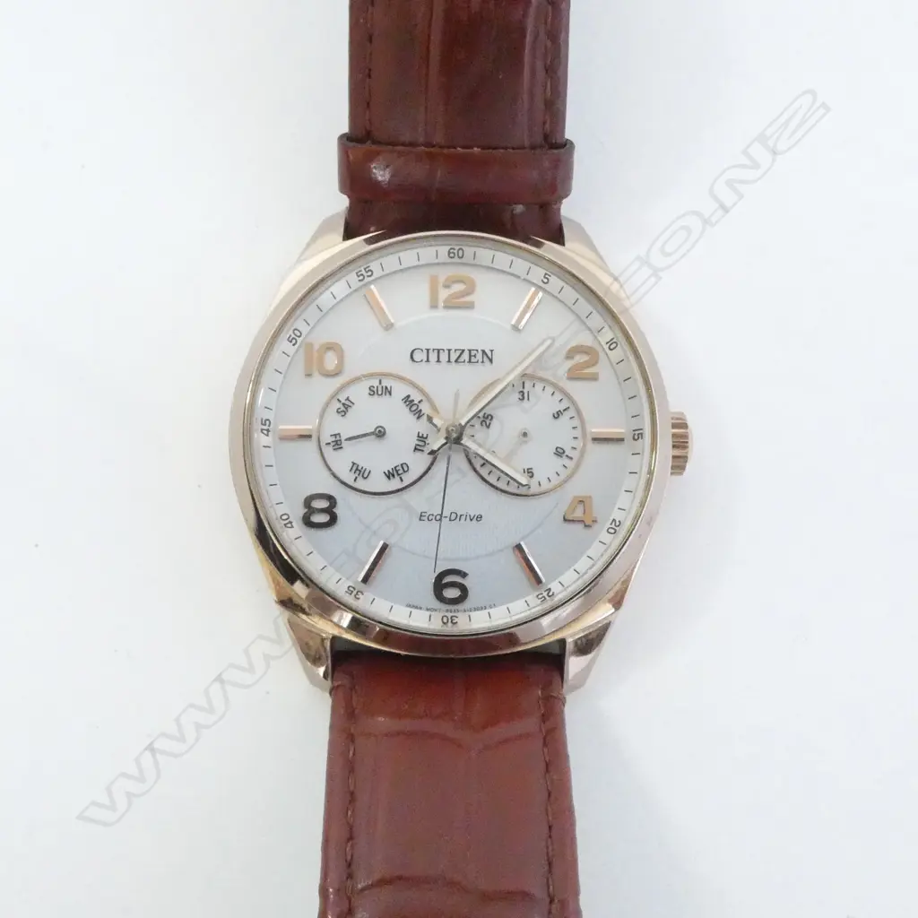 GENTS CITIZEN ECO-DRIVE WRIST WATCH, RUNNING 45mm dia face + GUARANTEE Image 1++