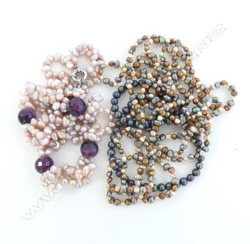 3 FRESH WATER PEARL NECKLACES (DYED) & F/W PEARL & QUARTZ NECKLACE Image 1++