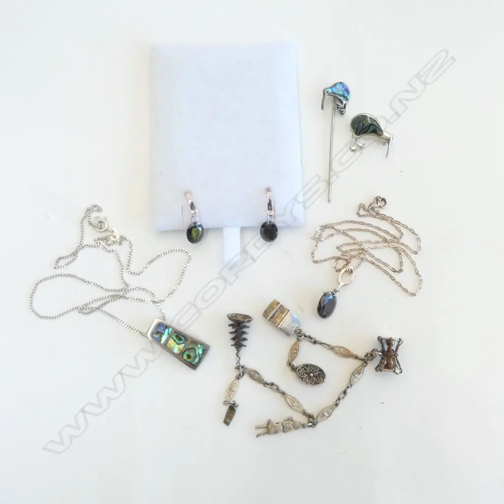 ASSTD SILVER; NECKLACE/EARRING SET, CHINESE CHARM BRACELET & 3 PCS NZ PAUA Image 1++