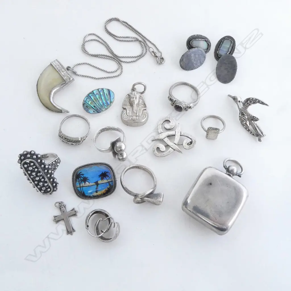BAG SILVER JEWELLERY: RINHS. BROOCHES. PENDANTS. OPAL CUFFLINKS ETC  Image 1++