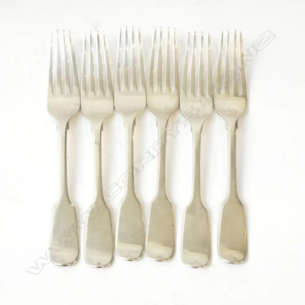 SET 6 VICTORIAN SILVER DESSERT FORKS fiddle pattern. London 1843 272gms Image 1++