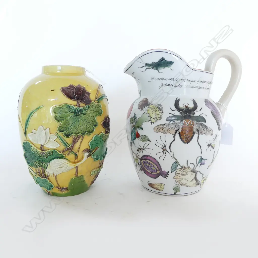 VINTAGE JAPANESE MAJOLICA VASE w cranes/water lilies, mark to base H.200mm & CHINESE EXPORT WARE LG PITCHER H.220mm Image 1++