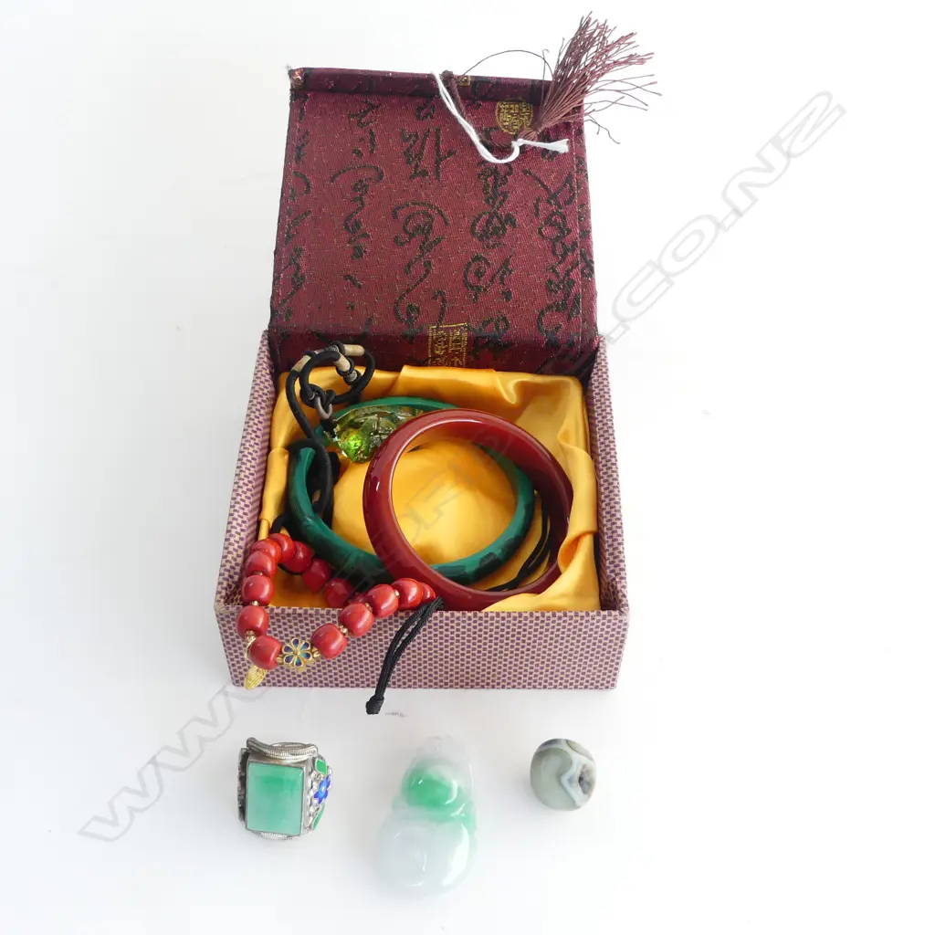 ASST. ORIENTAL JEWELLERY Image 1++