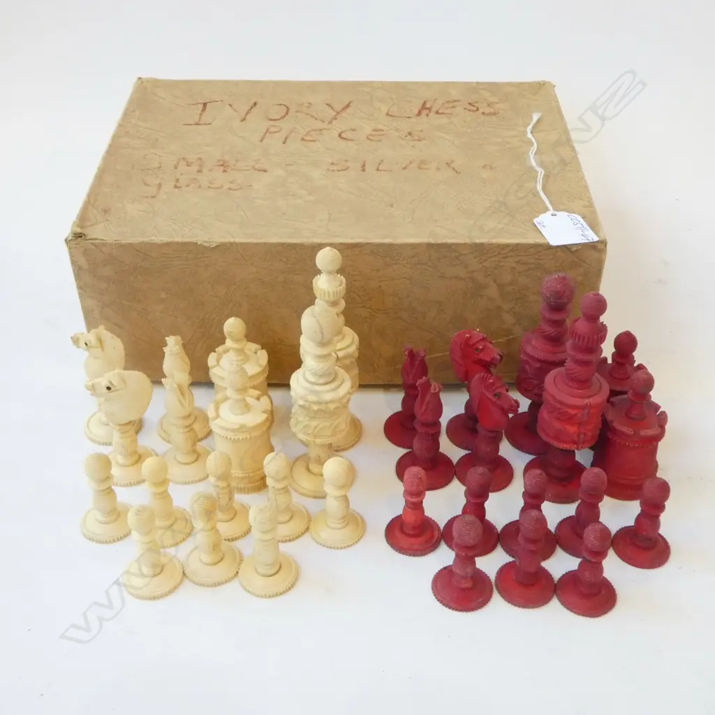 VINTAGE CARVED & TURNED BONE CHESS SET half red stained probably 19thC Image 1++