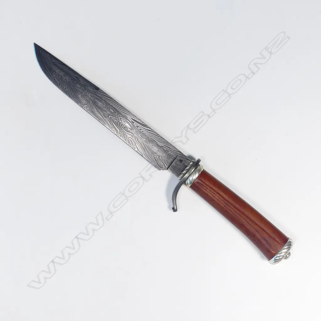 CUSTOM HOIHO KNIFE by RICHARD VAN DIJK. DAMASCUS STEEL. WOOD HANDLE w METAL GUARD. SILVER METAL TOPPED BUTT. L.320mm Image 1++