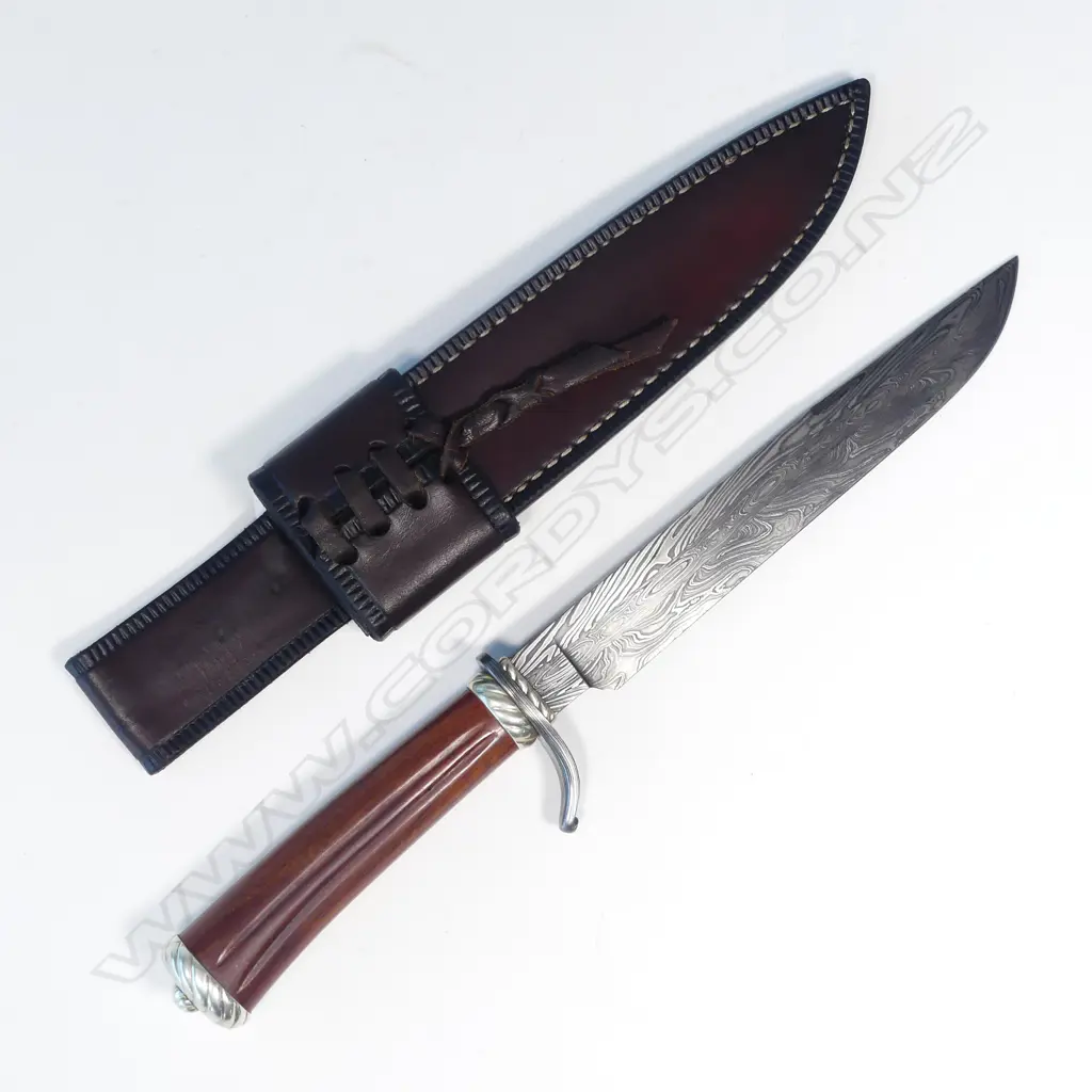CUSTOM HOIHO KNIFE by RICHARD VAN DIJK. DAMASCUS STEEL. WOOD HANDLE w METAL GUARD. SILVER METAL TOPPED BUTT. L.320mm Image 1++