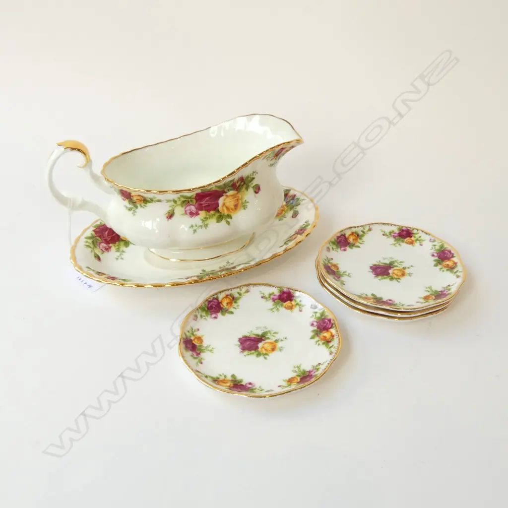 R/A OCR JUG & DISH L210 & 4 SMALL DISHES DIA 110MM Image 1++