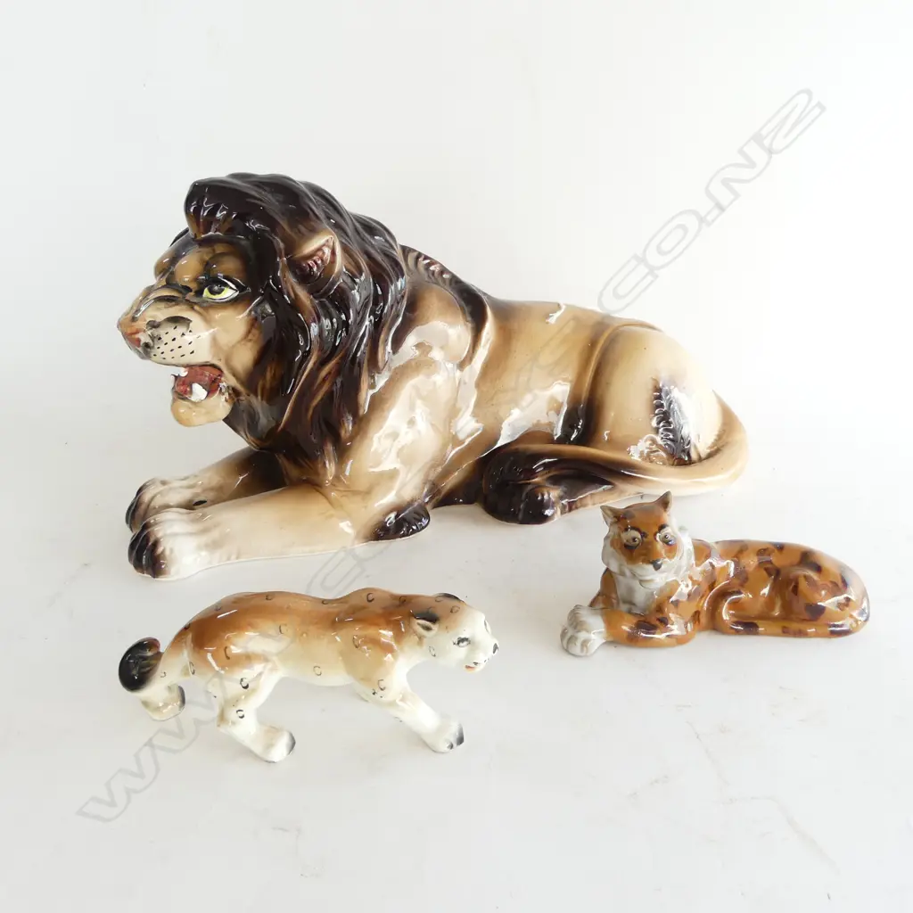 3 VINTAGE CHINA CATS INCL  LION L330MM LARGEST Image 1++