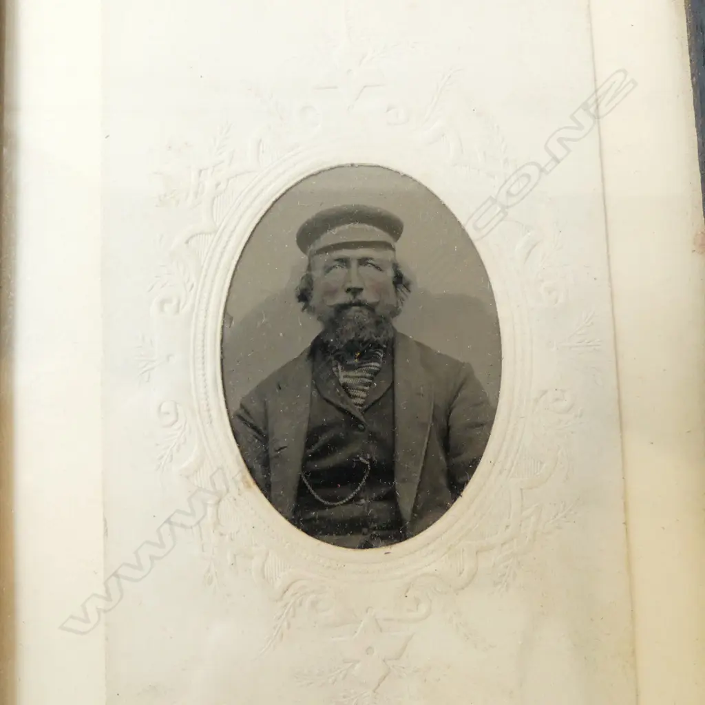 3 TINTYPE PORTRAIT PHOTOGRAPHS 85x120mm Image 1++