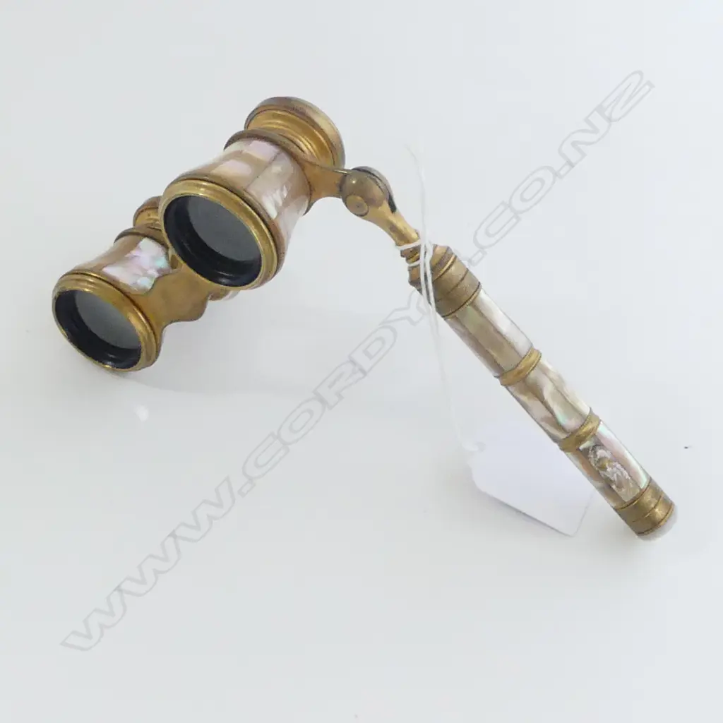 PAIR OF VINTAGE 'PARIS IRIS' OPERA GLASSES MOP & GILT with side handle Image 1++