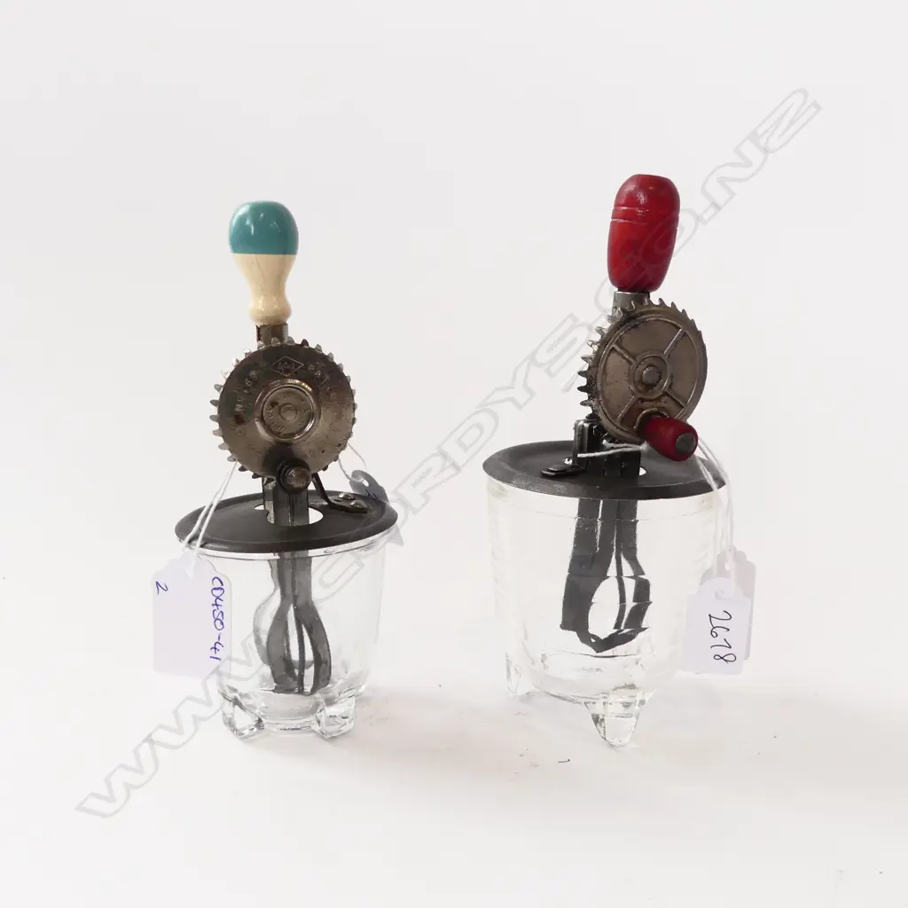 2 VINTAGE TOY ROTARY BEATERS ON MEASURES; H.170mm Image 1++