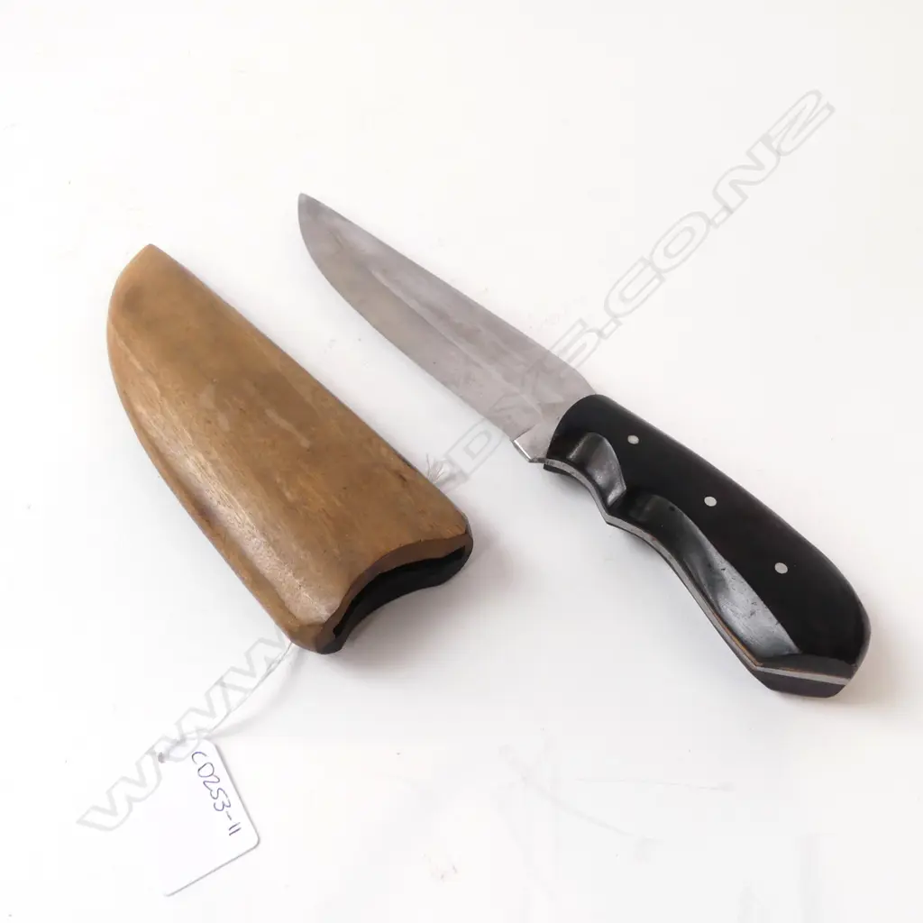 CUSTOM KNIFE - WOODEN SHEATH L.270mm Image 1++