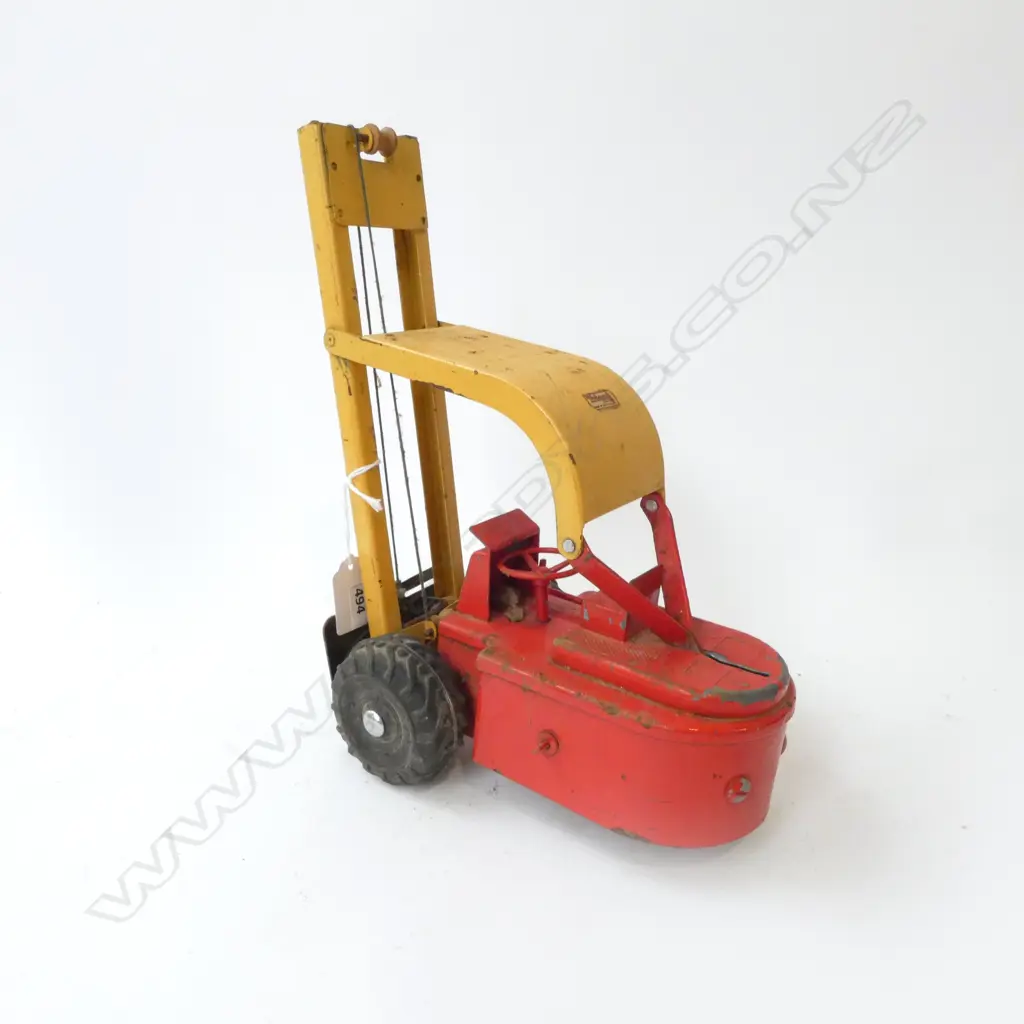 VINTAGE TRIANG TIN TOY FORK LIFT ORIGINAL DECAL L190 H290MM Image 1++