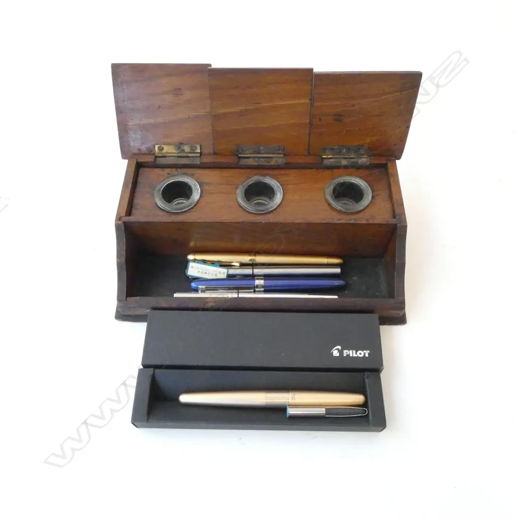 WOODEN INK WELL W.245mm + ASST FOUNTAIN PENS ETC Image 1++