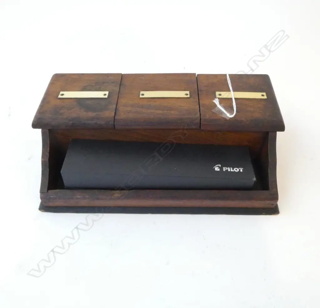 WOODEN INK WELL W.245mm + ASST FOUNTAIN PENS ETC Image 1++