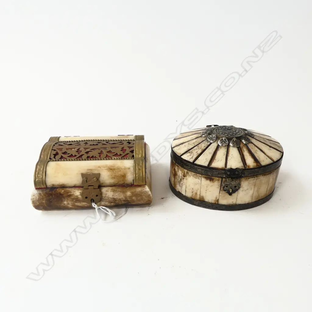 TWO BONE TRINKET BOXES  Image 1++