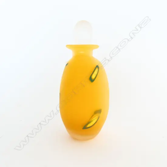 NZ ART GLASS PERFUME BOTTLE SIGNED VIZ 01 H160MM